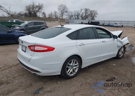 2013 Ford Fusion Se z USA, uszkodzony, nr VIN 3FA6P0H73DR204634